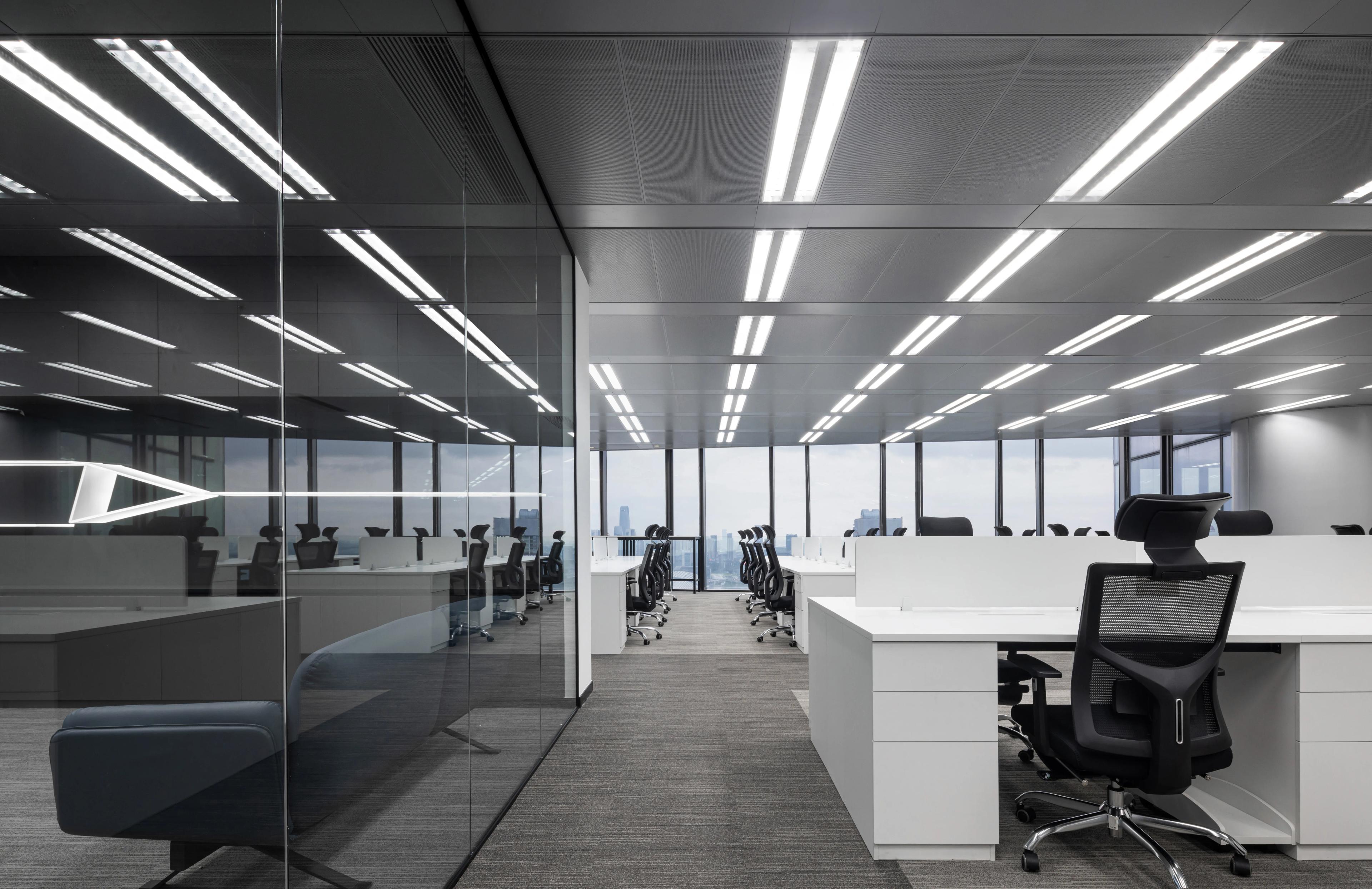 L-27 Modern Workspace