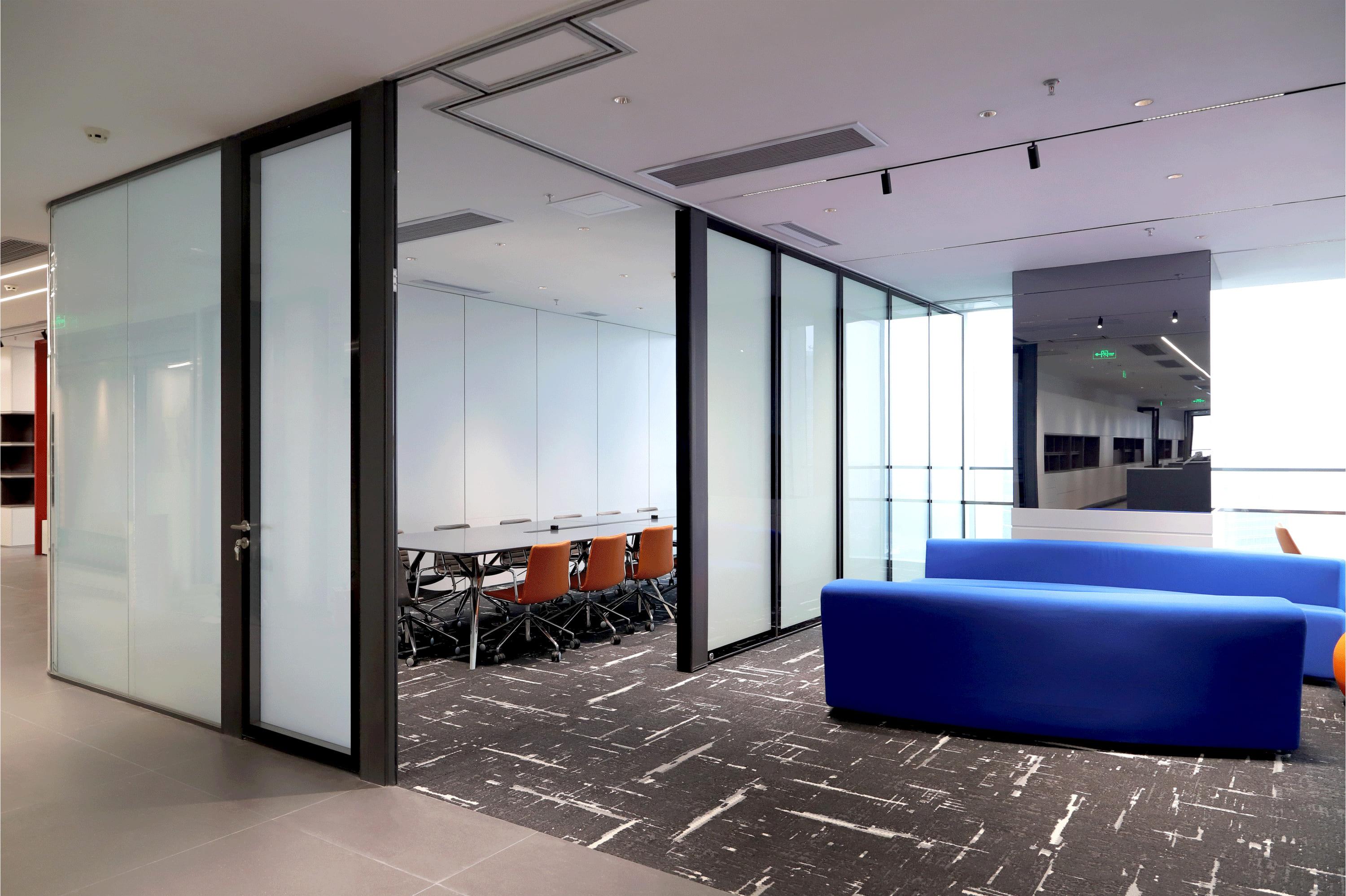 Glass partition detail