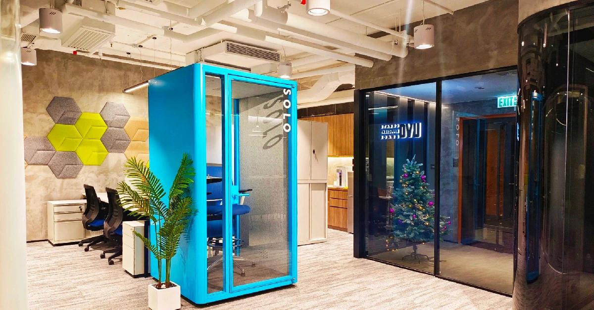 Office Pods for Better Client Meetings: Privacy, Focus & Impact