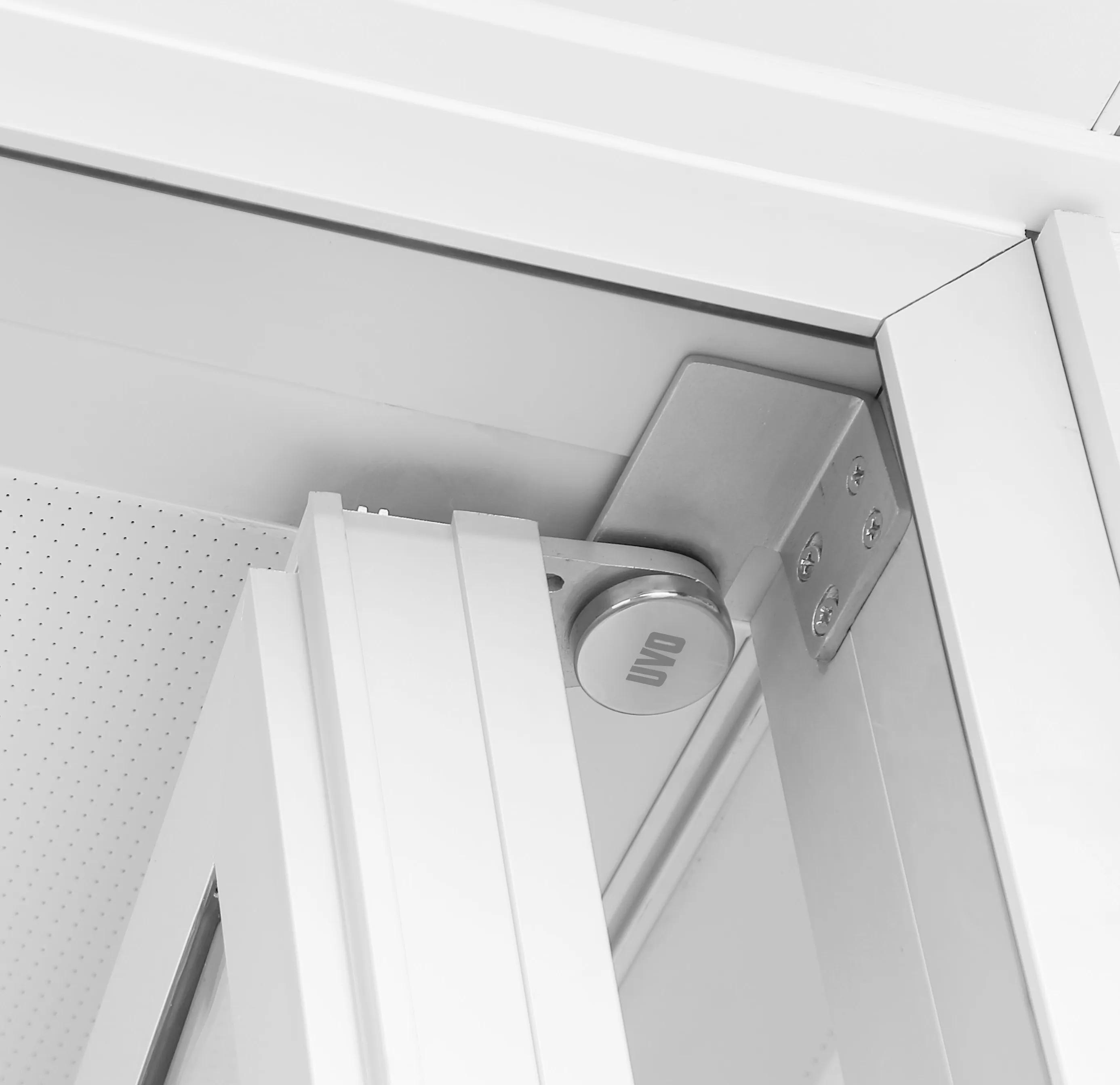 Pivot Hinge 1