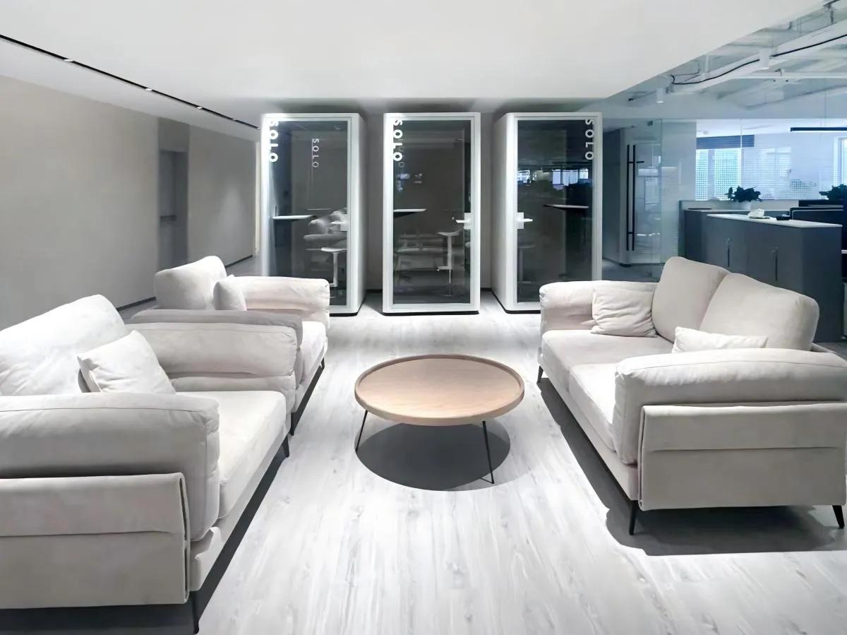 Maximizing Your Office Space: Smart Tips for Choosing and Using Acoustic Pods